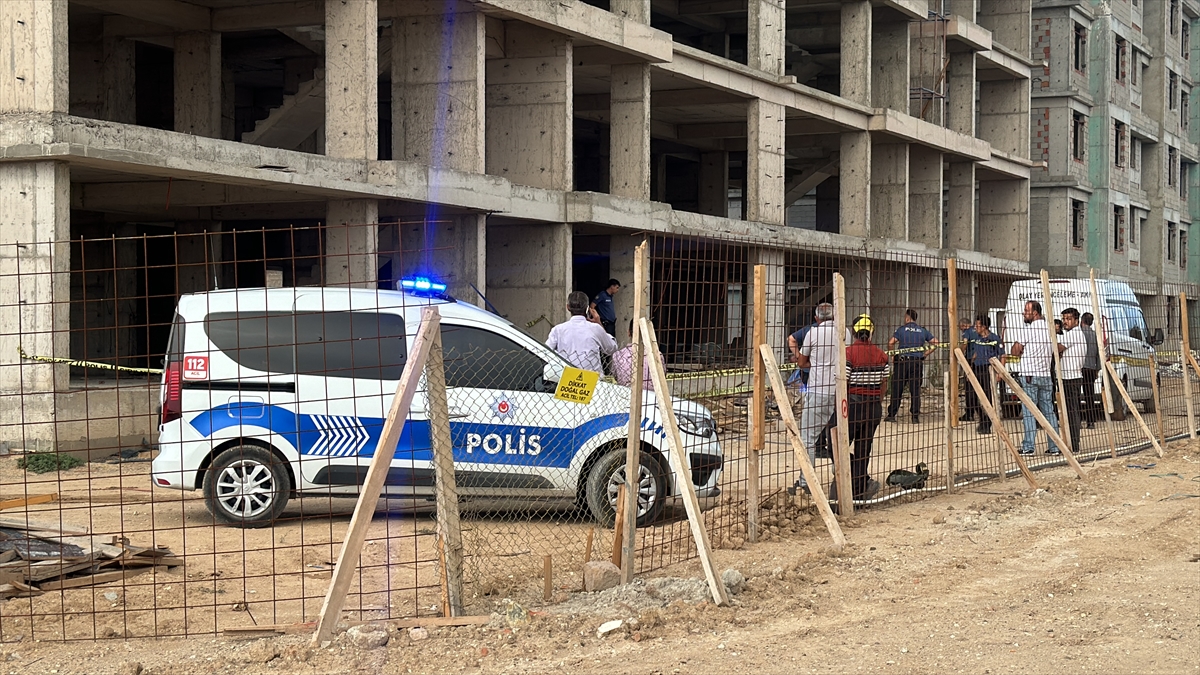 Konya'da İnşaat İşçisi 5. Kattan Düşerek Hayatını Kaybetti