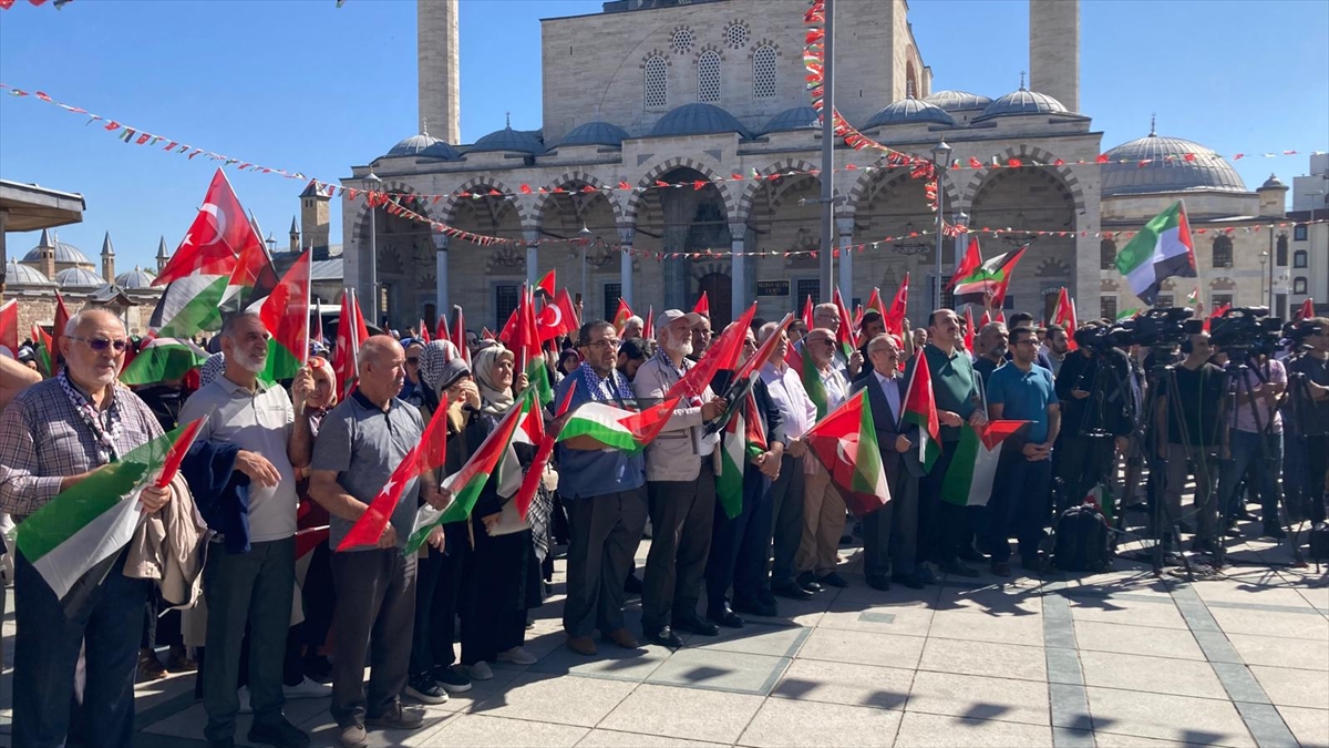 Konya'da İsrail'in Filistin ve Lübnan'a yönelik saldırıları protesto edildi