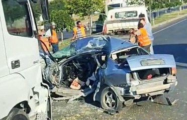 Konya'da otomobil ile tır çarpıştı, 2 kişi öldü