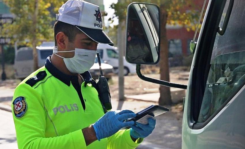 Konya'da trafik denetimleri hız kesmiyor! 