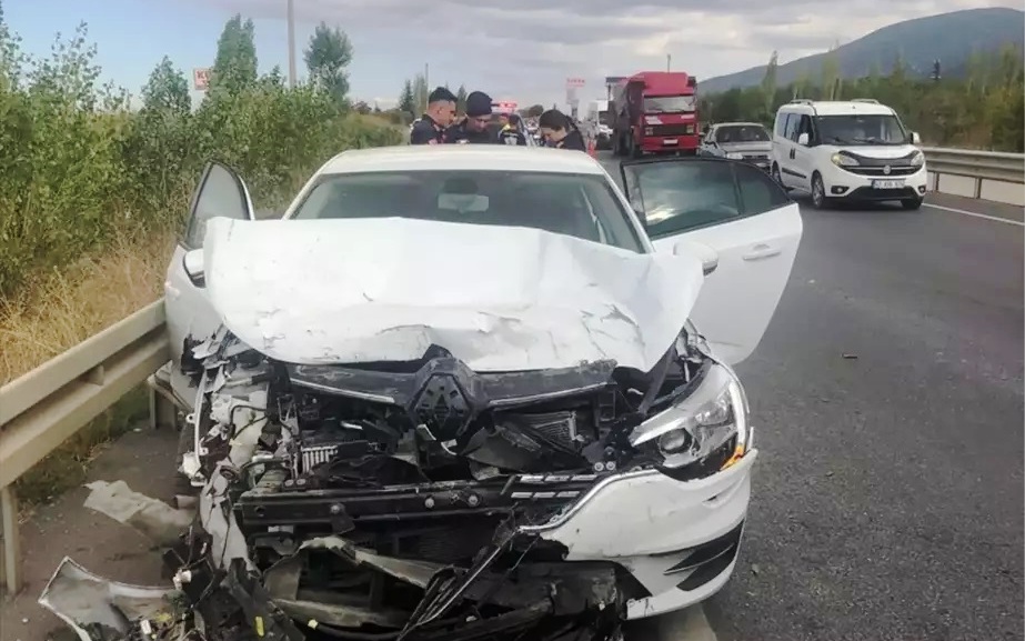 Konya'da Trafik Kazası: 4 Yaralı