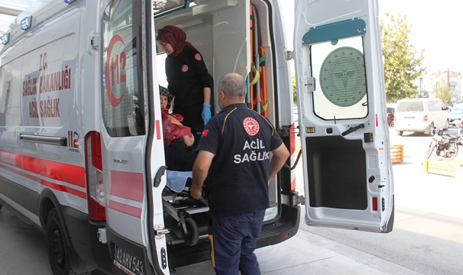 Konya'da yedikleri peynir hastanelik etti!