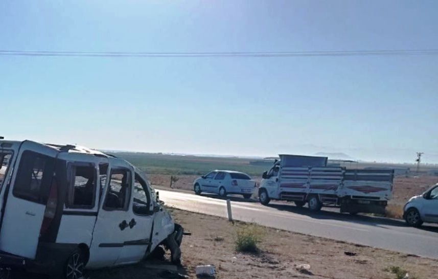 Konya Karapınar Karayolunda Feci Kaza: 2 Ölü, 3 Ağır Yaralı