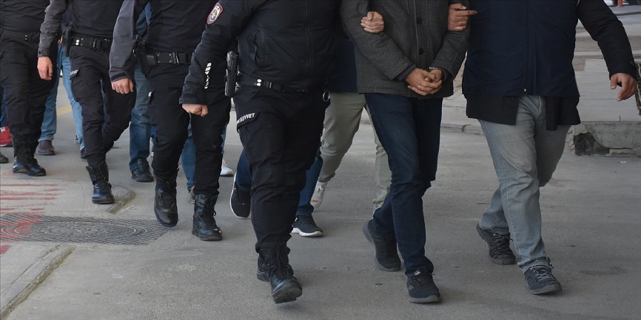 Konya’nın da aralarında bulunduğu 32 ilde DEAŞ’a operasyon: 77 gözaltı