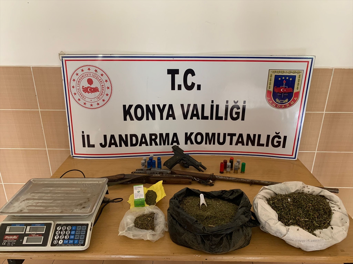 KONYA - Uyuşturucu operasyonunda 2 kilogram esrar ele geçirildi