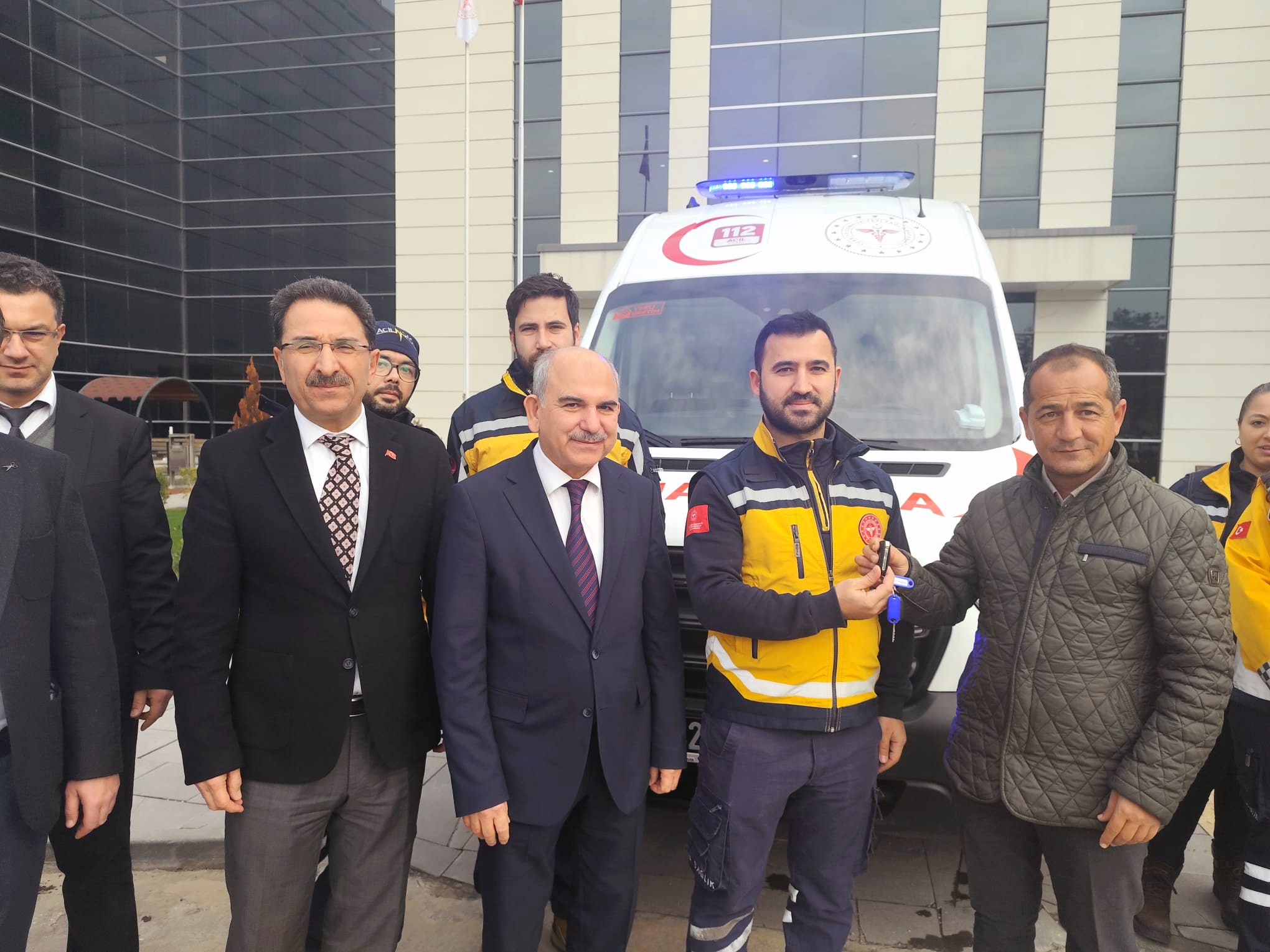 Konyalı Hayırsever İş İnsanından  Ambulans Bağışı