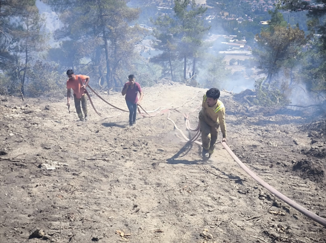 Orman yangınlarıyla ilgili gözaltına alınan 11 kişiden 5'i tutuklanarak cezaevine gönderildi