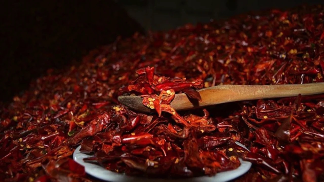 Pul bibere boya, pekmeze ilaç karıştırdılar! Sağlığı tehlikeye düşürecek gıdalar listesi yenilendi