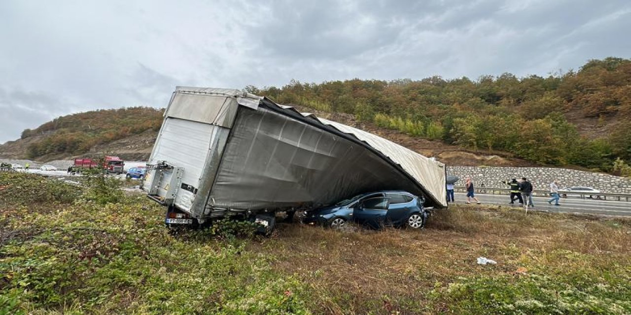 Samsun-Ankara kara yolunda kaza: 3 ölü, 10 yaralı