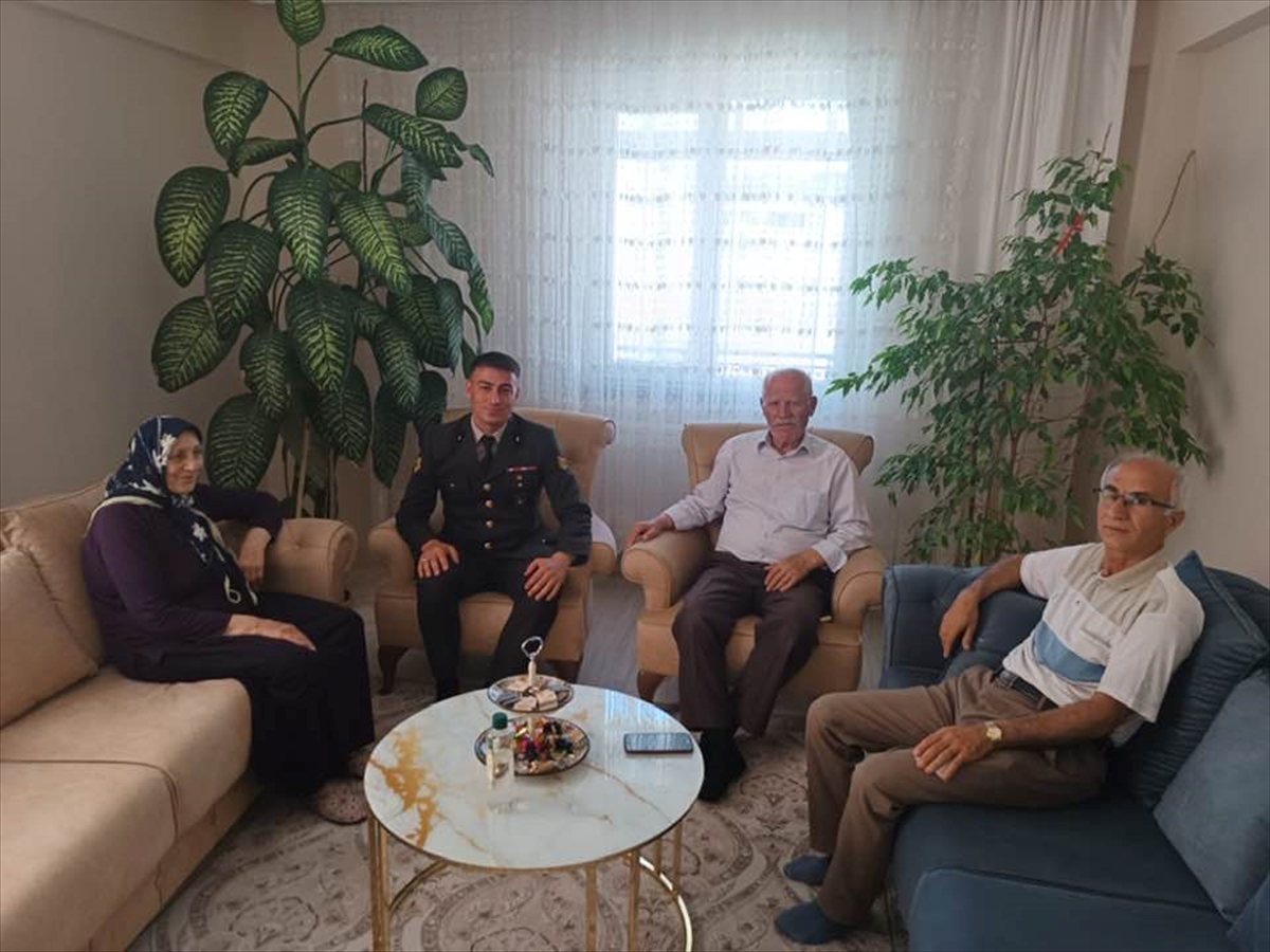 Seydişehir Askerlik Şube Başkanı Astsubay Lale, şehit ailelerini ziyaret etti