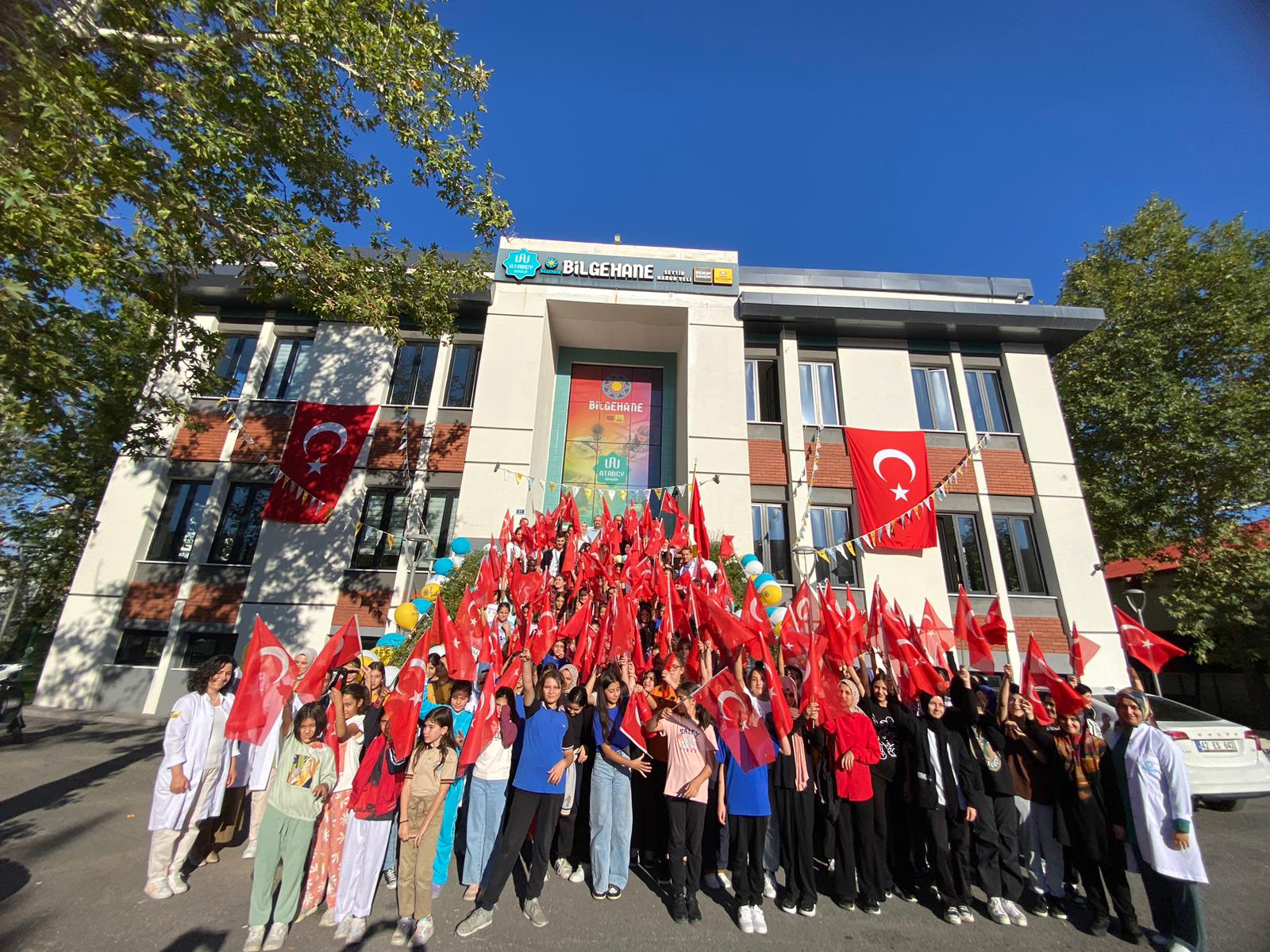 Seydişehir Bilgehane'de 4.Geleneksel "Nostaljik Ders Zili Çaldı"