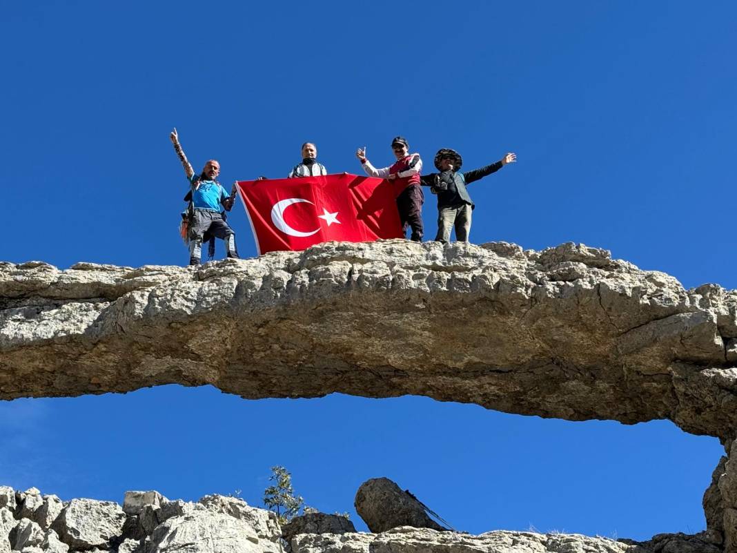 Seydişehir'de adıyla korku veren dağları doğaseverleri kendine çekiyor VİDEOHABER