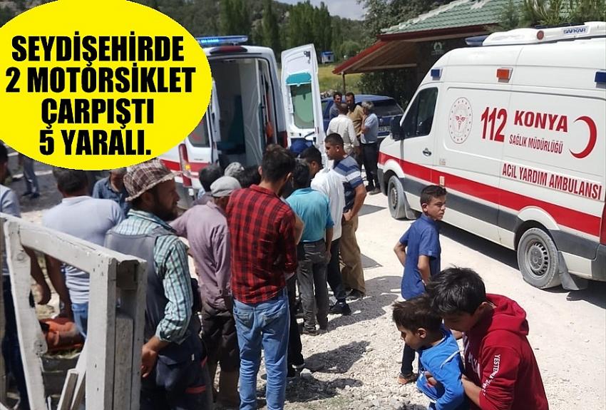 Seydişehir'de iki motosiklet otomobile çarptı: 5 yaralı