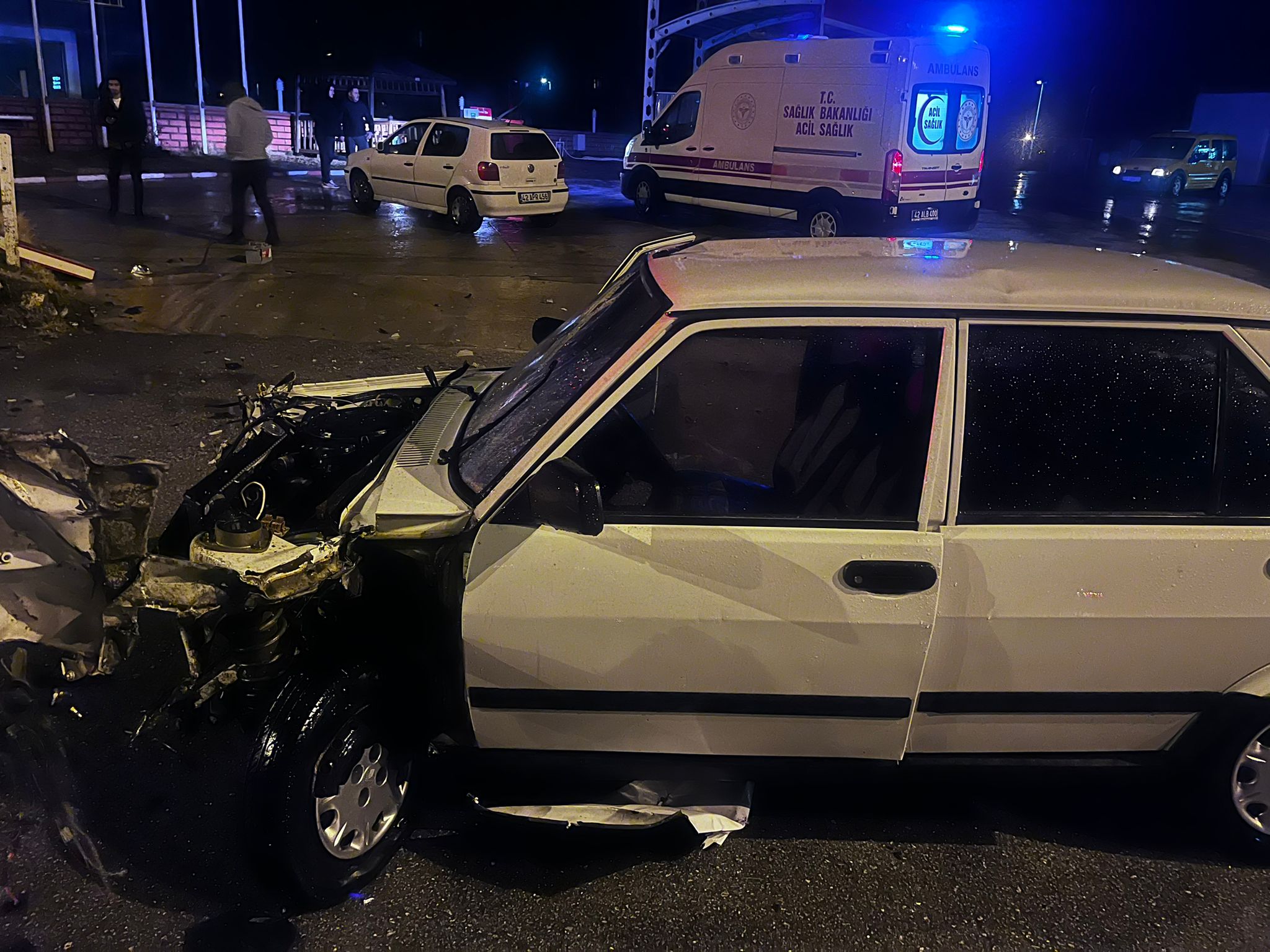 Seydişehir'de Meydana   gelen   Trafik  kazasında yaralılar  var.