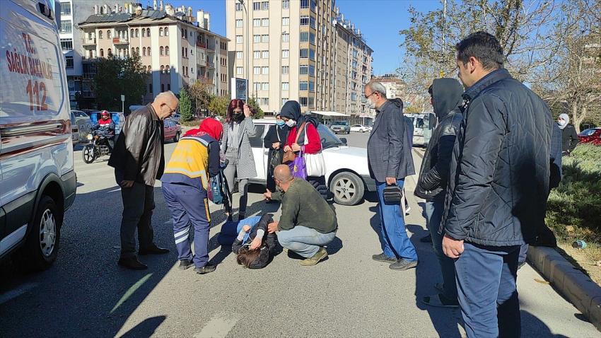  Seydişehir'de otomobilin çarptığı öğrenci yaralandı