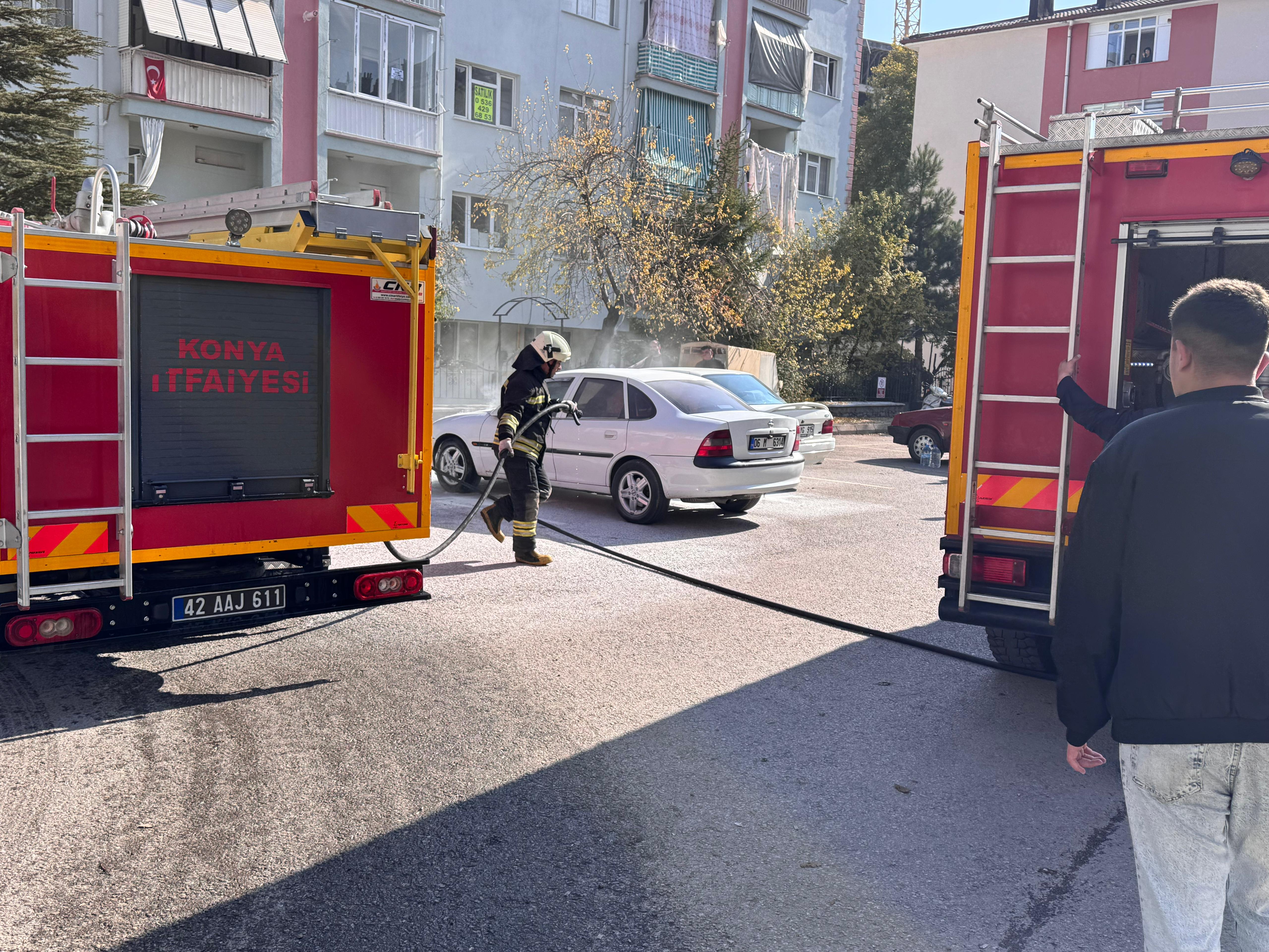 Seydişehir'de Park Halindeki araç yandı VİDEOHABER