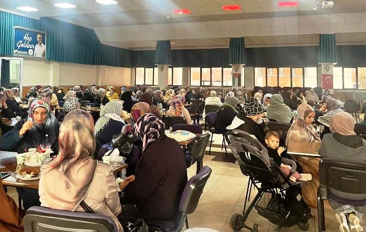 Seydişehir İHH Kadın Kolları Gazze İçin Anlamlı Bir Kahvaltı Programı Düzenledi