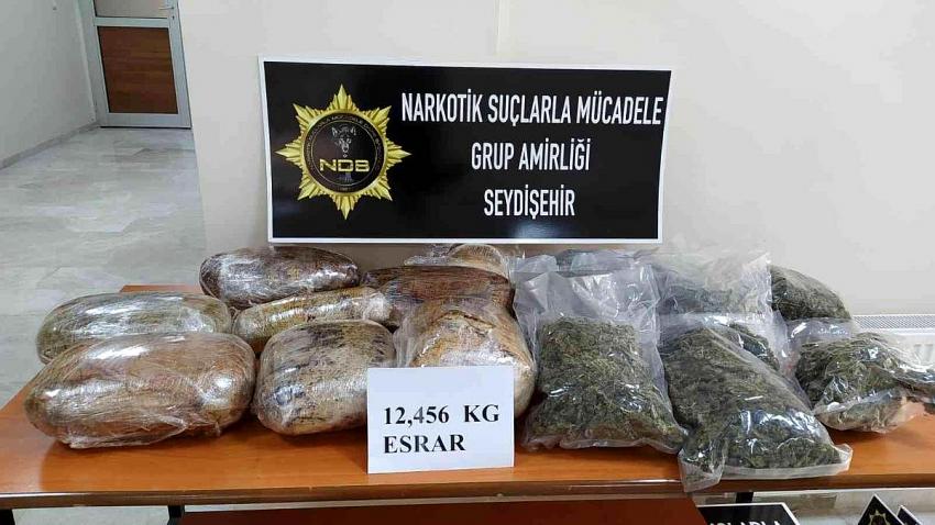 Seydişehirde12 kilo 456 gram kubar esrar ele geçirildi