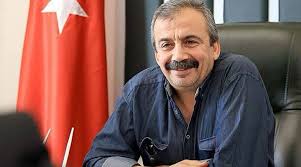 Sırrı Süreyya Önder hayatını kaybetti