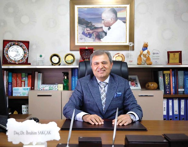 Tüp Mide Ameliyatı İçin Güvenilir Bir İsim Doç. Dr. İbrahim Sakçak