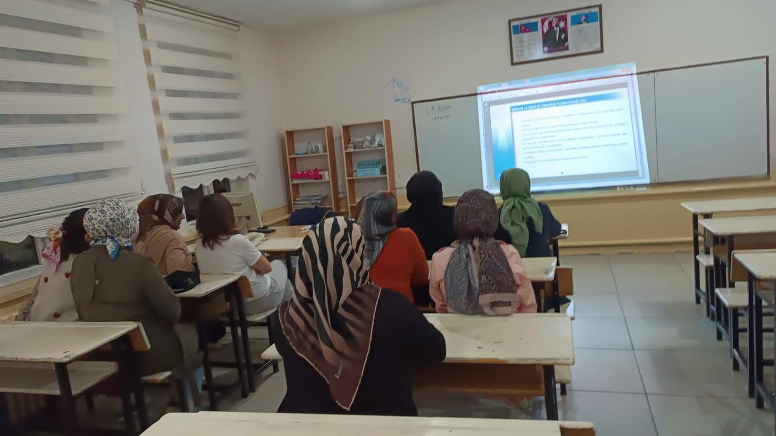 Seydişehir Halk Eğitimi Merkezi’nde "Aile Okulu" Kursları Yoğun İlgi Görüyor