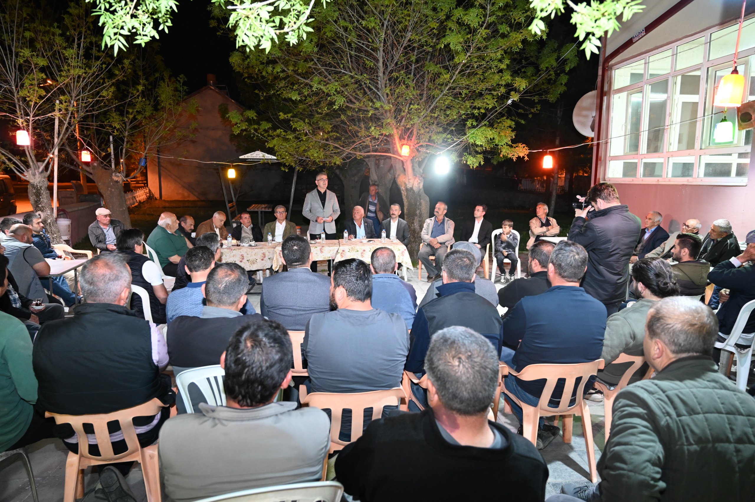 BAŞKAN USTAOĞLU KESECİK MAHALLE SAKİNLERİ İLE BİRARADA