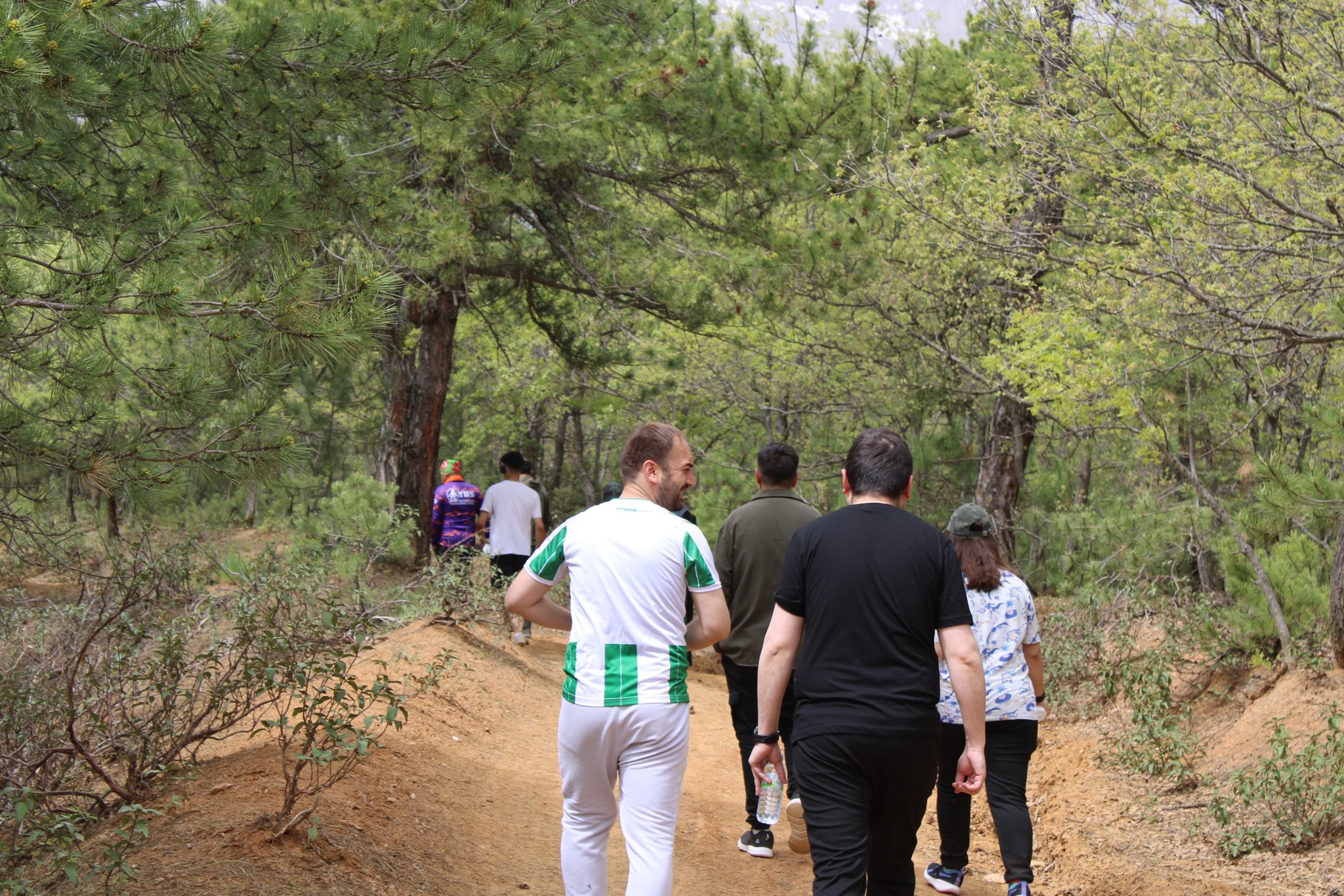 Seydişehir'de "Aile Yılı" Doğa Yürüyüşüyle Birlik ve Beraberlik Vurgusu