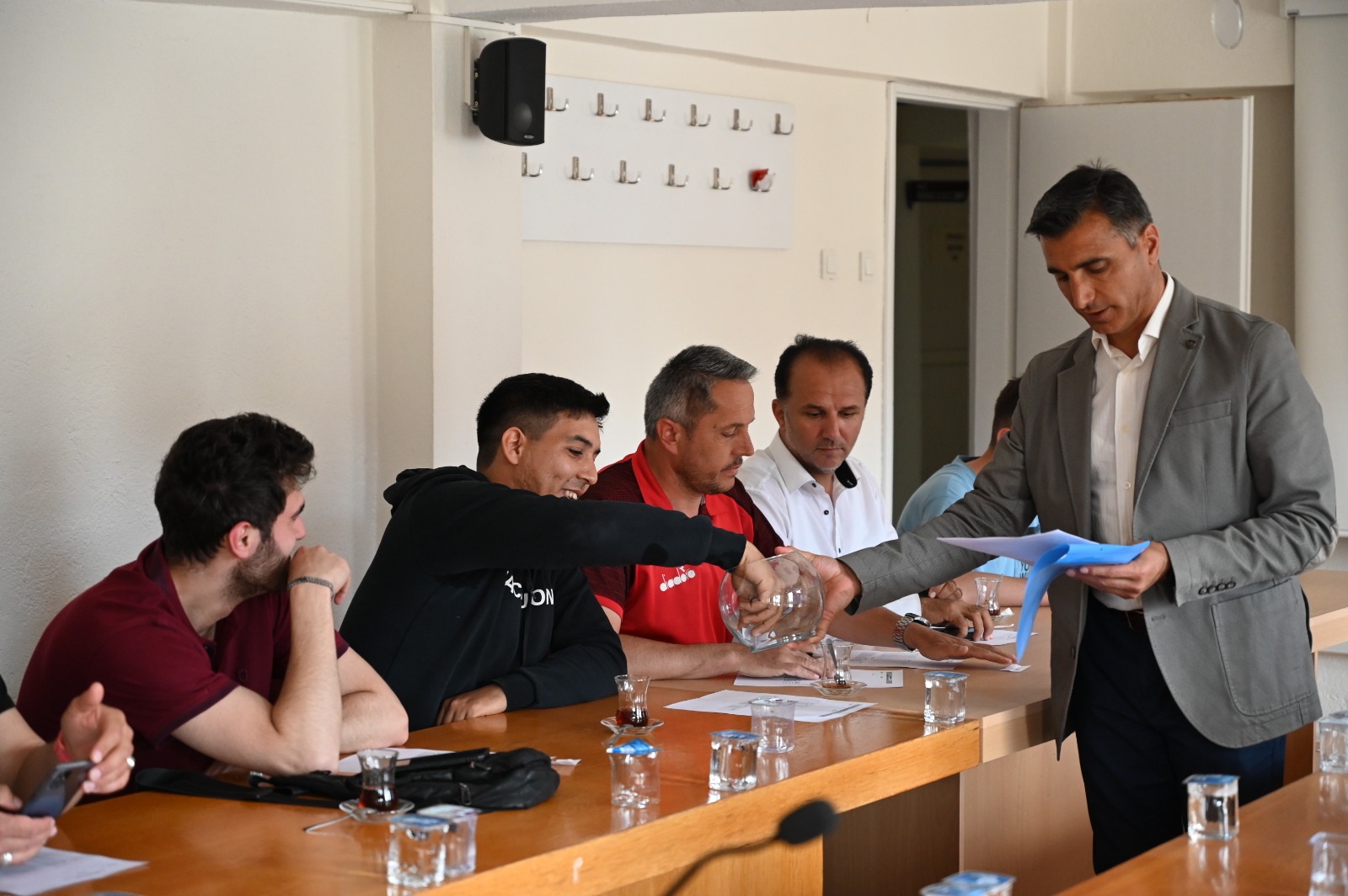 SEYDİŞEHİR BELEDİYESİ BAŞKANLIK KUPASI VOLEYBOL TURNUVASI KURALARI ÇEKİLDİ