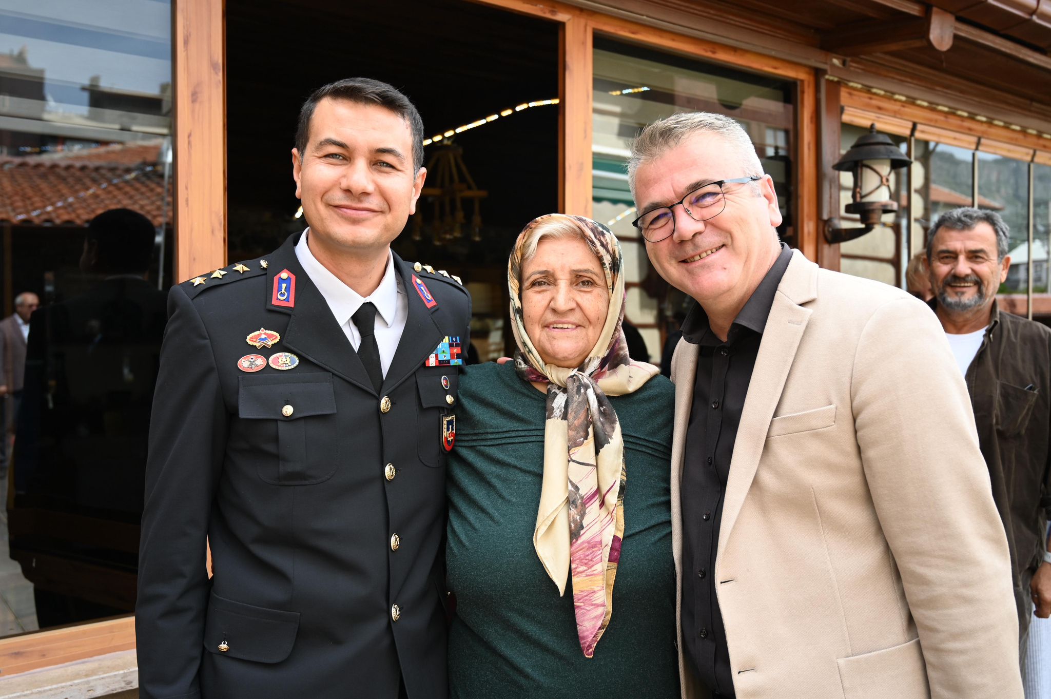 SEYDİŞEHİR BELEDİYESİ ANNELER GÜNÜNÜ KUTLADI
