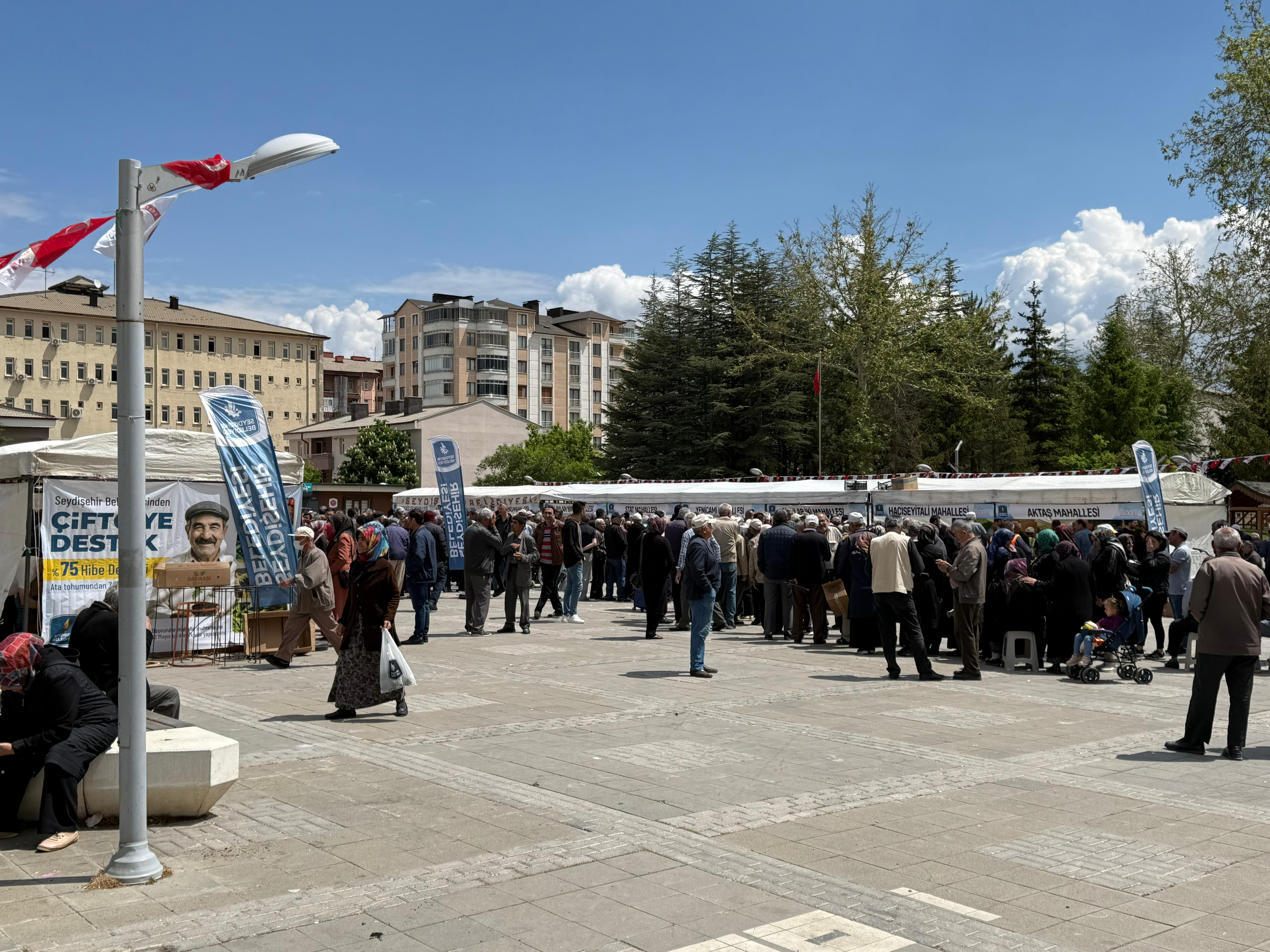 Seydişehir Belediyesinden Çiftçilere %75 Hibeli Ata Tohumundan Fide dağıtımı  başladı