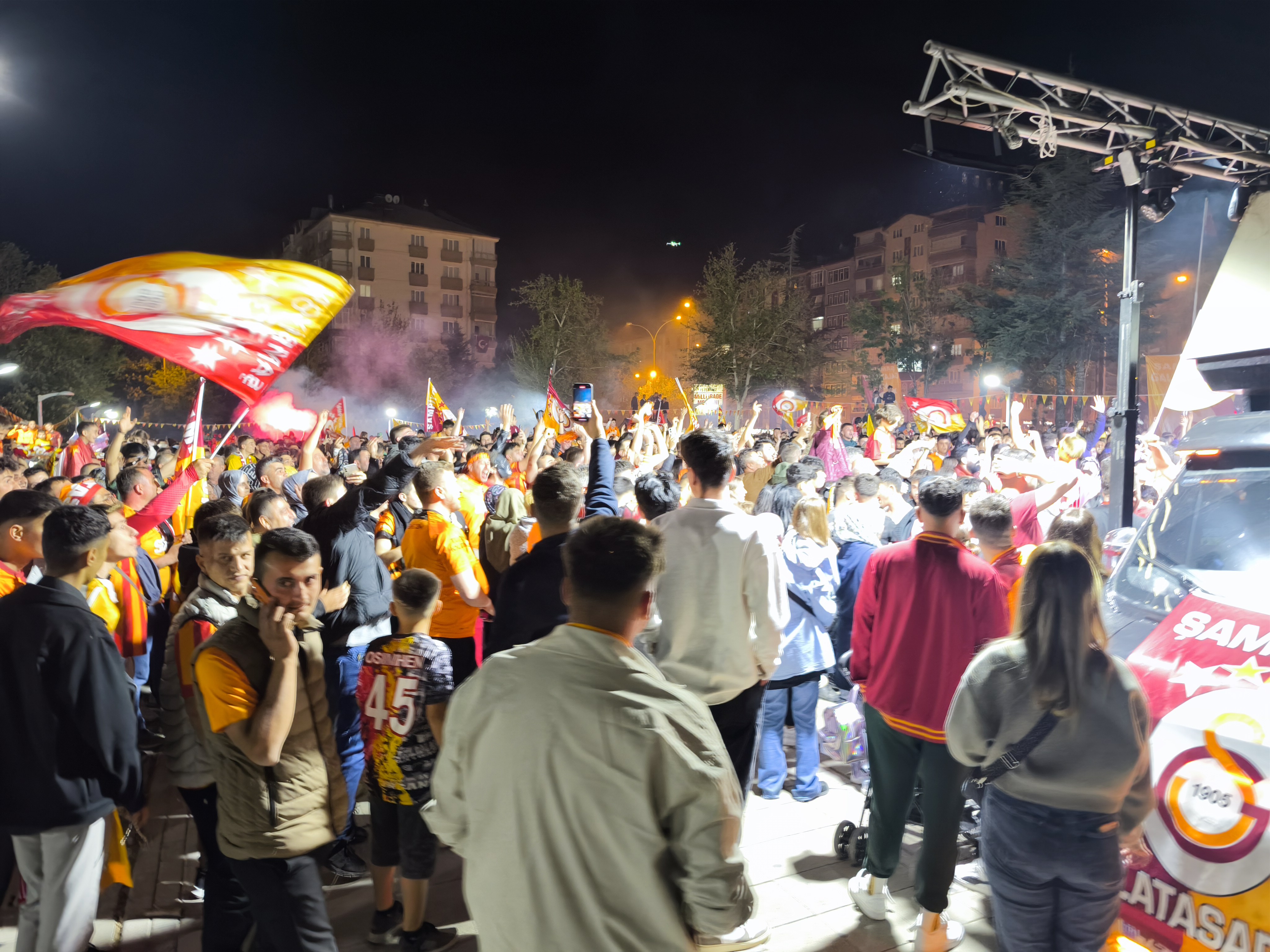 Seydişehir'de Galatasaray'ın şampiyonluğu kutlanıyor
