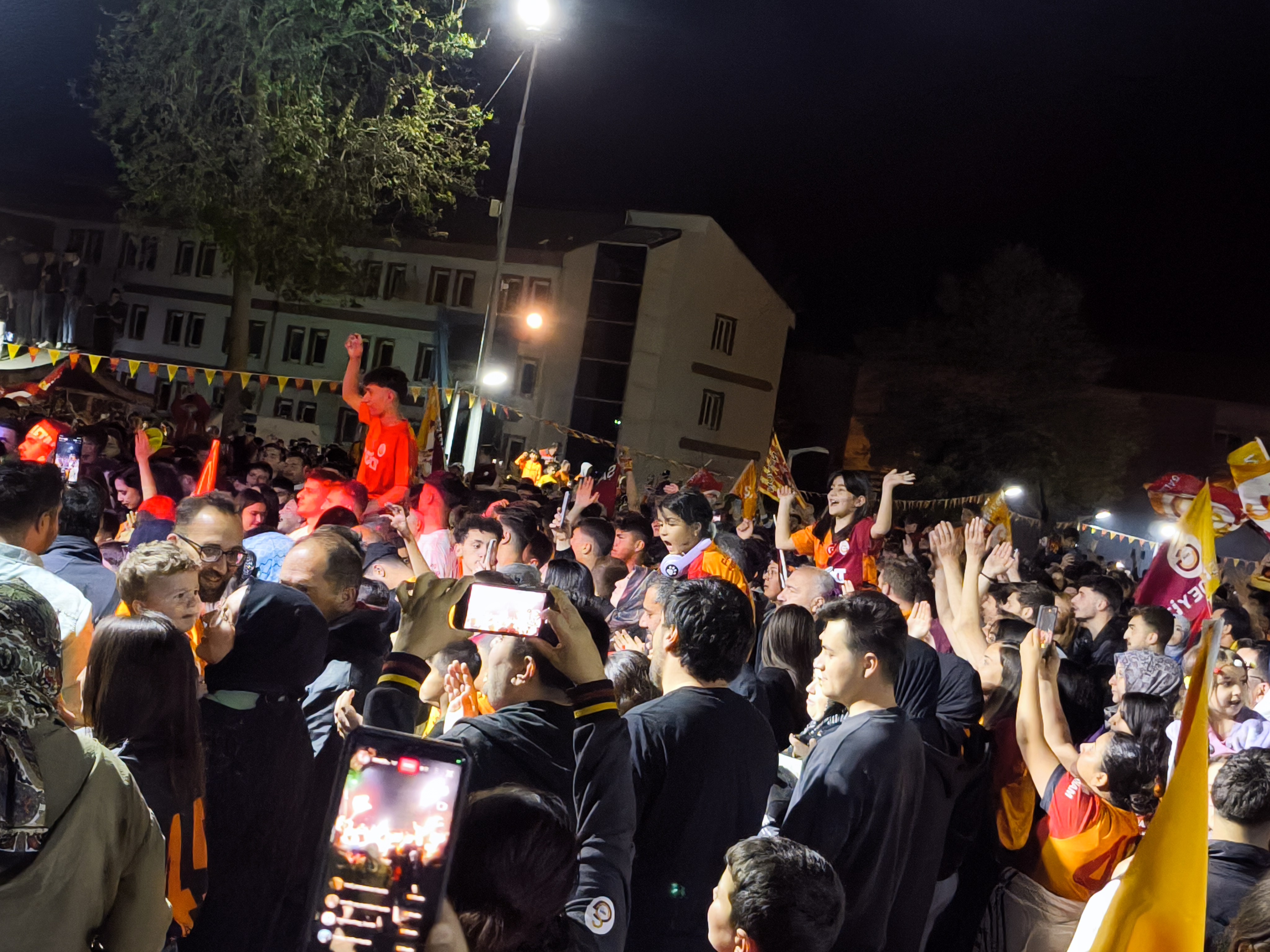 Seydişehir'de Galatasaray'ın şampiyonluğu kutlanıyor