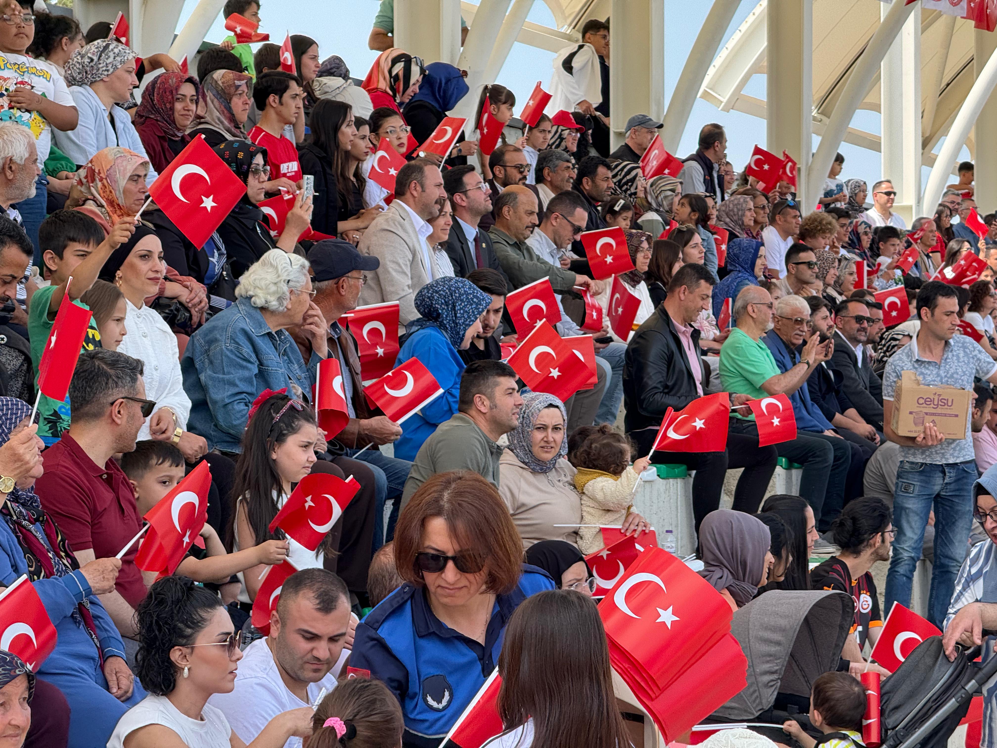 19 Mayıs Coşkusu Seydişehir'de Geniş Katılımla Kutlanıyor.