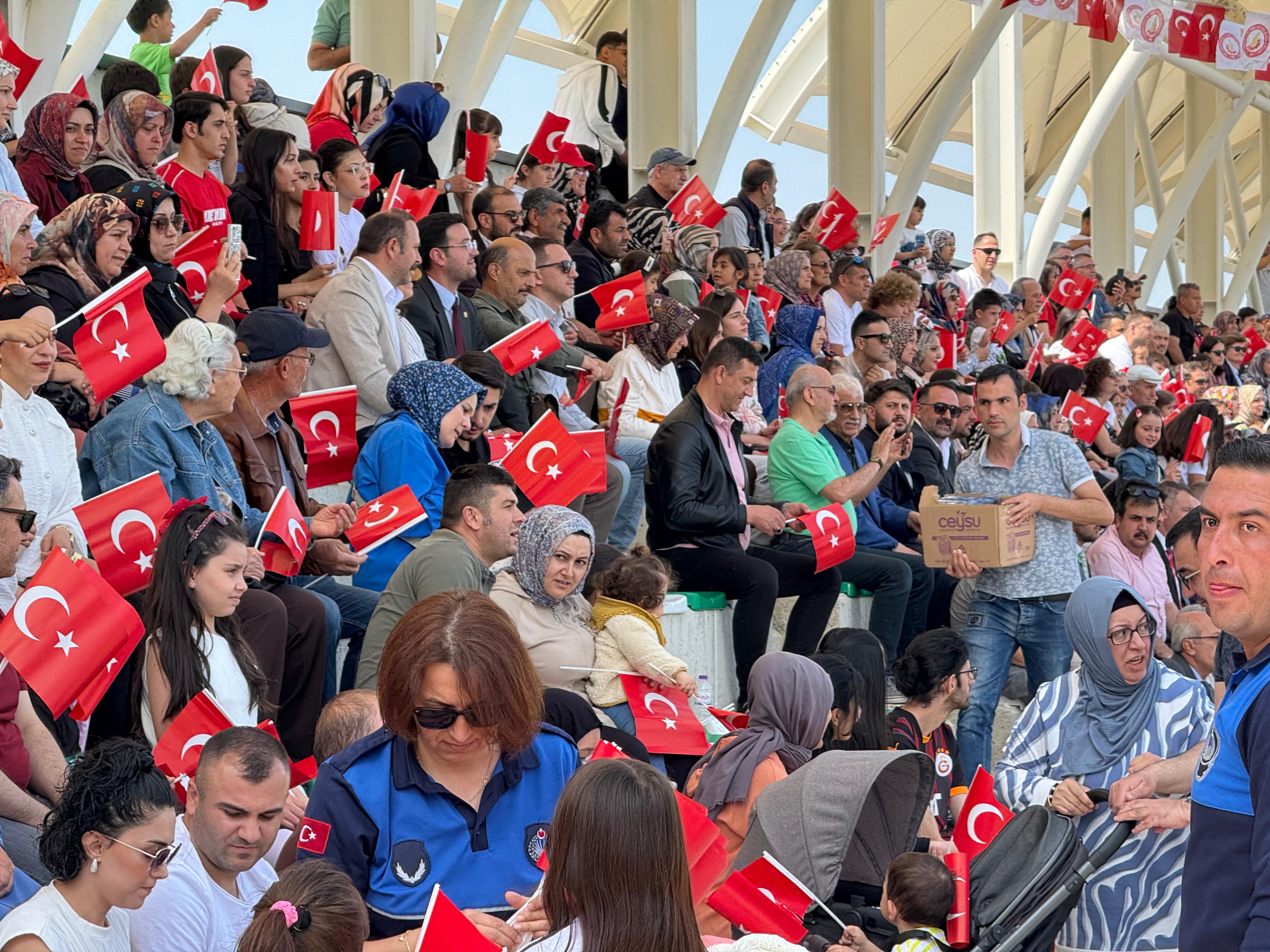 19 Mayıs Coşkusu Seydişehir'de Geniş Katılımla Kutlanıyor.