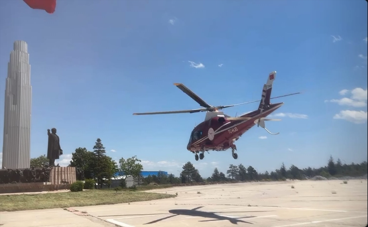 Seydişehir'de ambulans helikopter mide kanaması geçiren hasta için havalandı